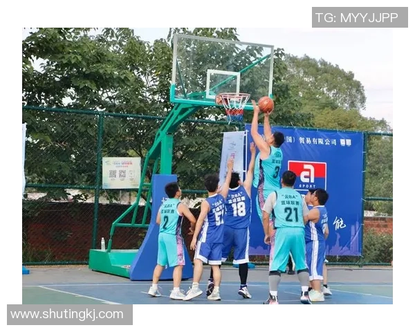 2015年11月篮球盛事回顾：精彩比赛与球员表现的全面分析